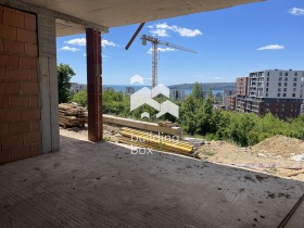 2 makuuhuonetta Briz, Varna