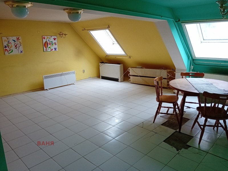 Продава  2-стаен, град Шумен, Център •  160 000 лв. • ID 27365949 — holmes.bg - [1] 