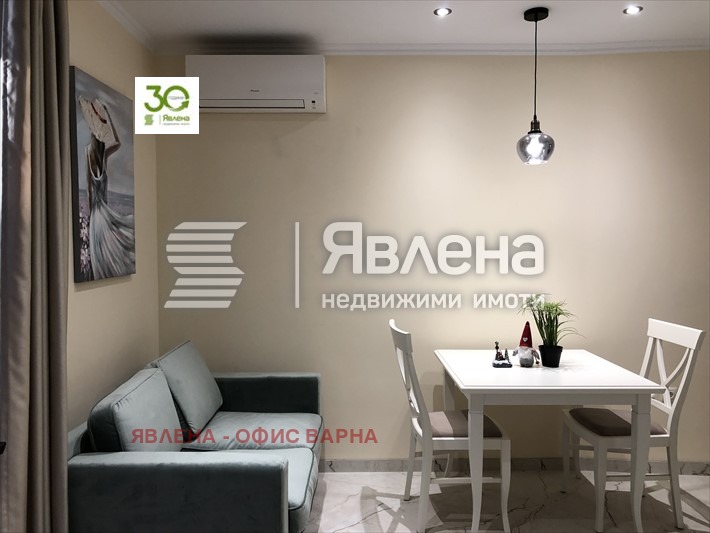Продава 2-СТАЕН, гр. Варна, ВИНС-Червен площад