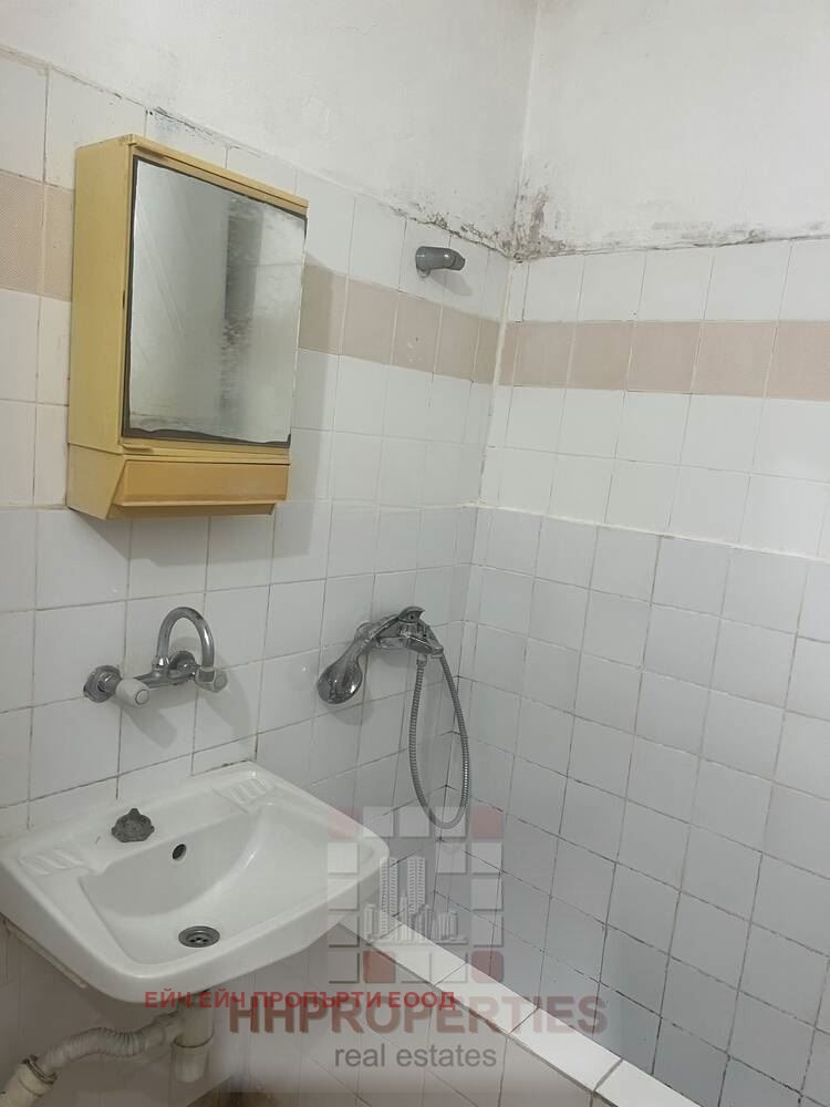 На продаж  2 спальні Пловдив , Въстанически , 65 кв.м | 49742257 - зображення [9]