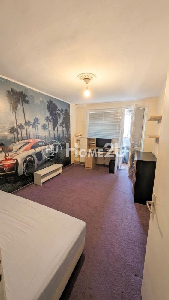 Продава МНОГОСТАЕН, гр. Бургас, Славейков, снимка 3 - Апартаменти - 56280934