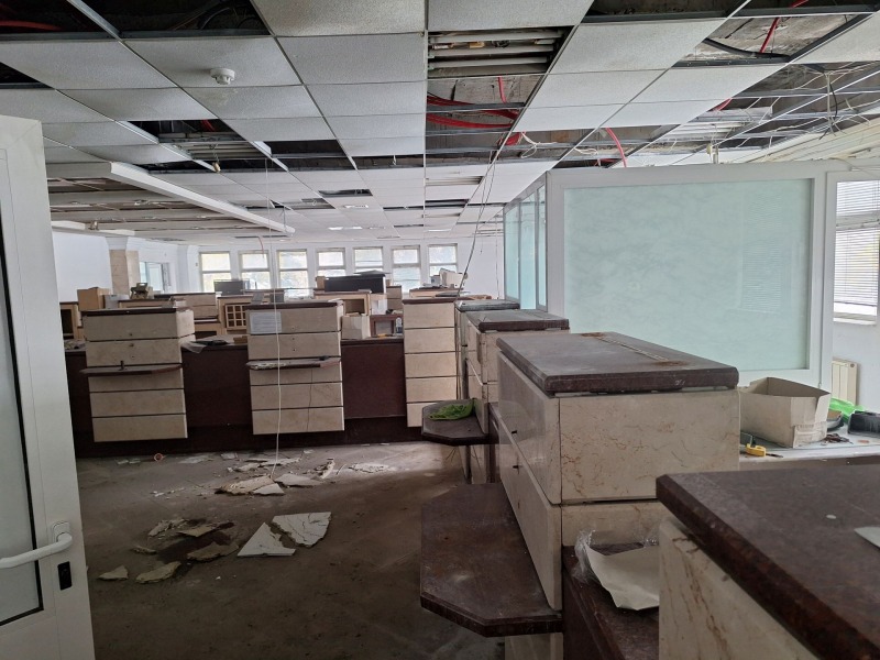 Продава  Офис област Перник , гр. Радомир , 283 кв.м | 83371732 - изображение [3]