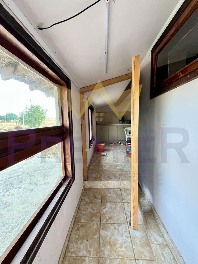 Продава КЪЩА, с. Змеево, област Добрич, снимка 11 - Къщи - 52824620