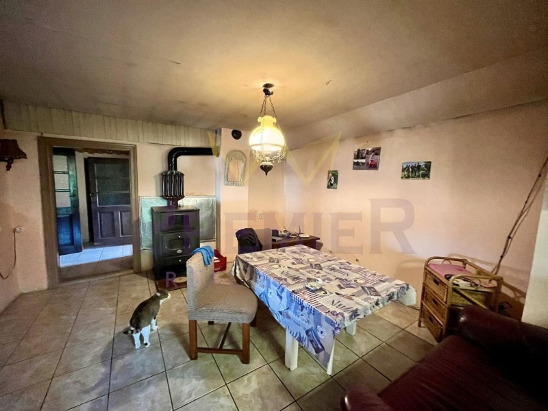 Продава КЪЩА, с. Змеево, област Добрич, снимка 8 - Къщи - 52824620