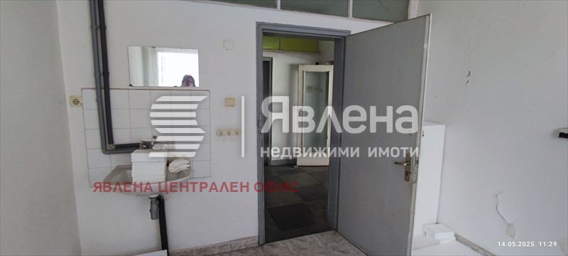 Продава ПРОМ. ПОМЕЩЕНИЕ, гр. Ботевград, област София област, снимка 10 - Производствени сгради - 53158694