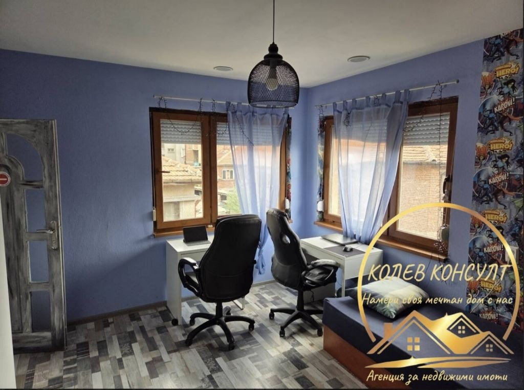 Продава КЪЩА, гр. Хасково, Овчарски, снимка 5 - Къщи - 54513158