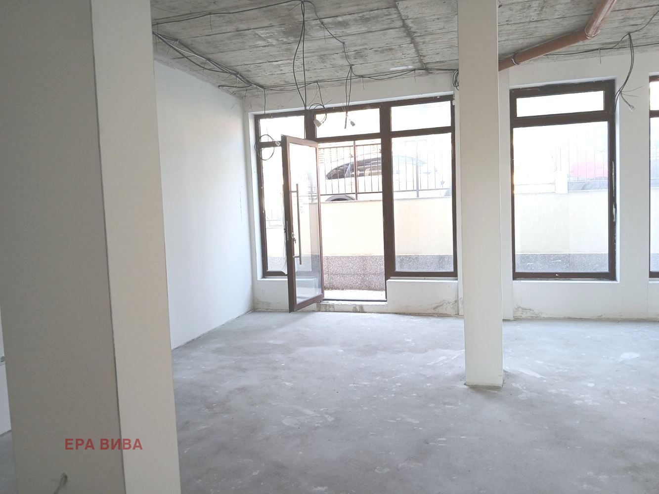 Продава МАГАЗИН, гр. Варна, Трошево, снимка 2 - Магазини - 55586949