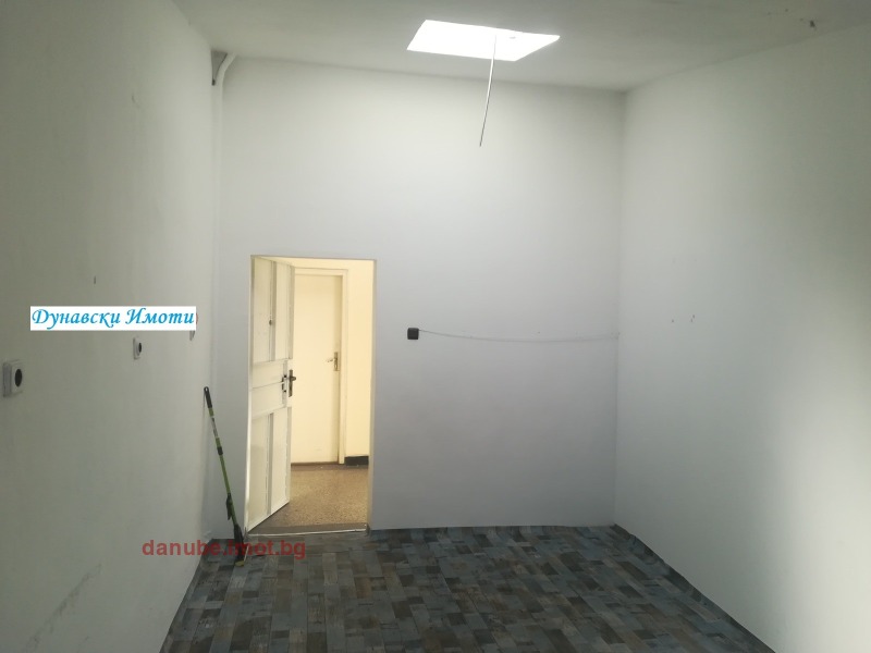 Satılık  Ofis Ruse , Centar , 18 metrekare | 55694996 - görüntü [3]
