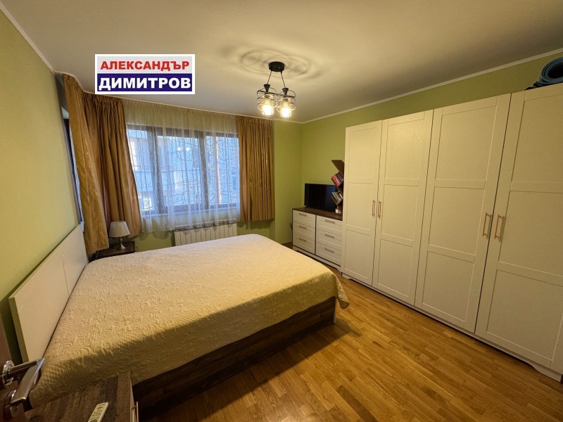 Продава КЪЩА, гр. Русе, Център, снимка 9 - Къщи - 51898755