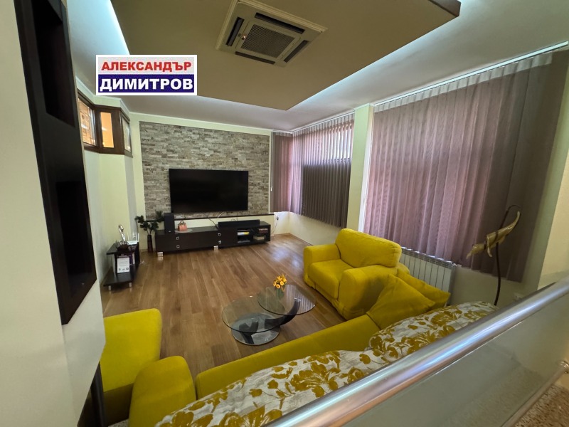 Продава КЪЩА, гр. Русе, Център, снимка 3 - Къщи - 51898755