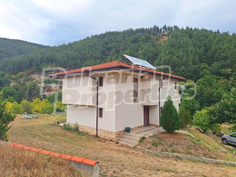 Продава КЪЩА, с. Градево, област Благоевград