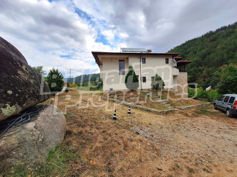 Продава КЪЩА, с. Градево, област Благоевград, снимка 6 - Къщи - 52798282