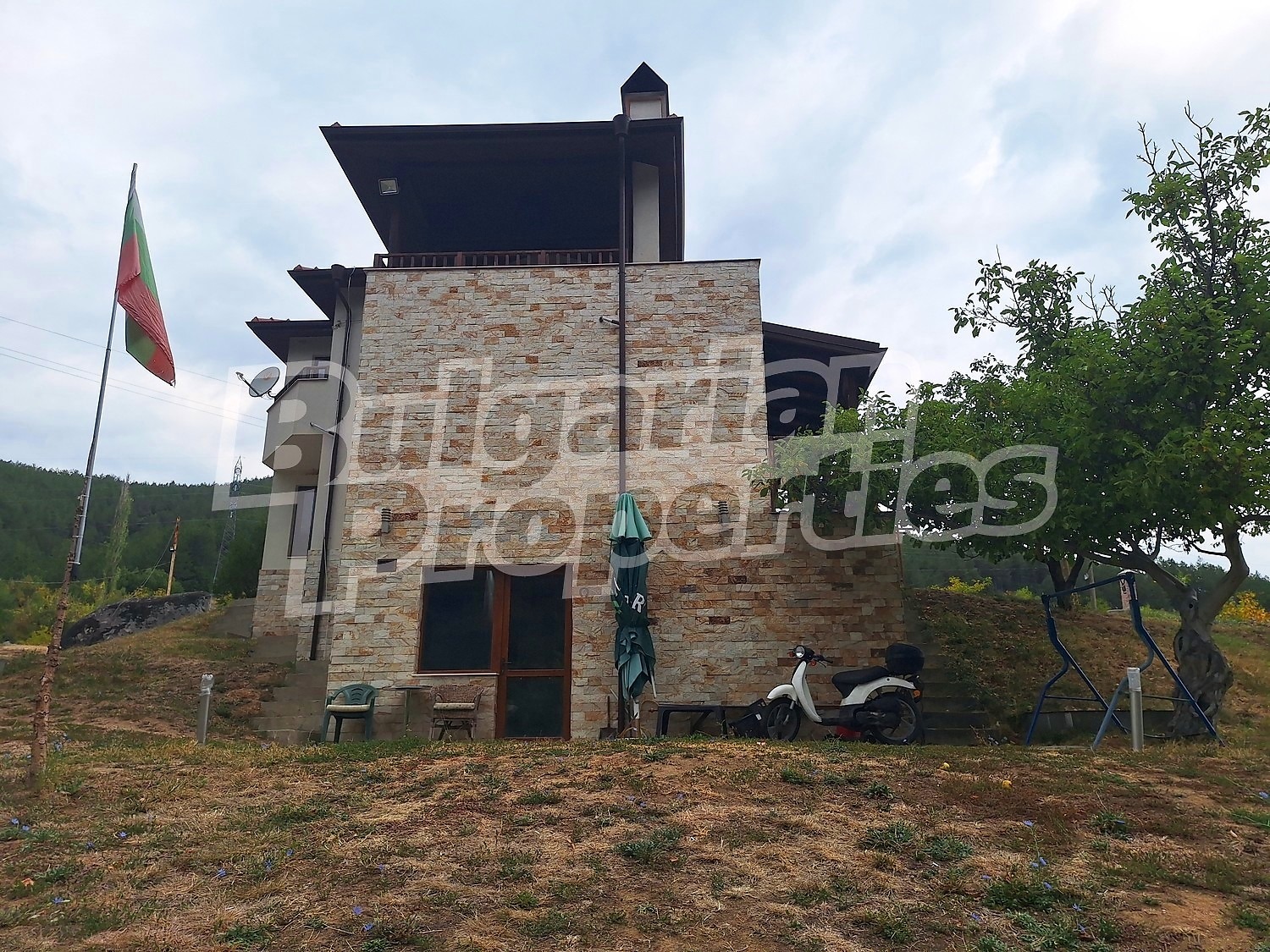 Продава КЪЩА, с. Градево, област Благоевград, снимка 9 - Къщи - 52798282