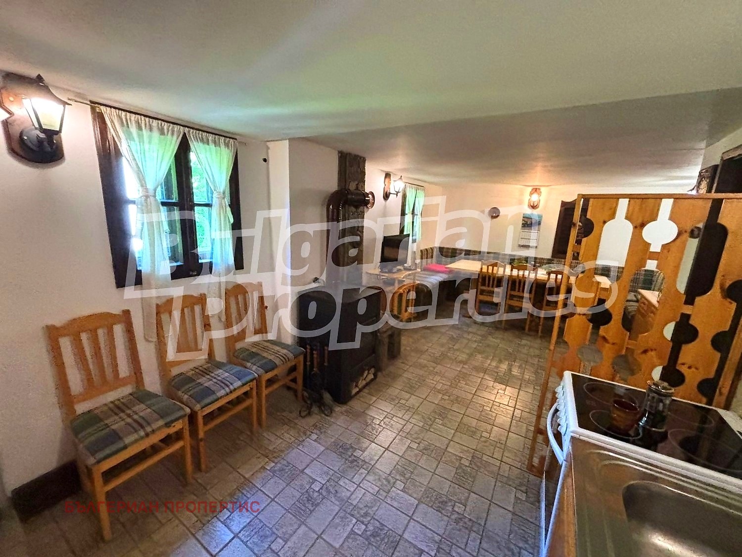 Продава КЪЩА, гр. Трявна, област Габрово, снимка 6 - Къщи - 54777992