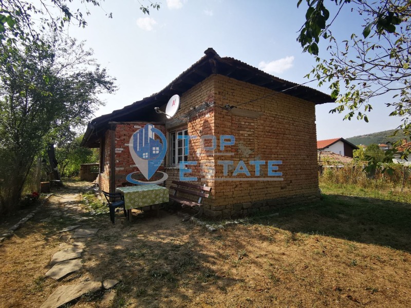 Продава КЪЩА в област Велико Търново, гр. Дебелец - 90 кв.м / 90 000 € » 176 024.70 лв., ТОП ЕСТЕЙТ
