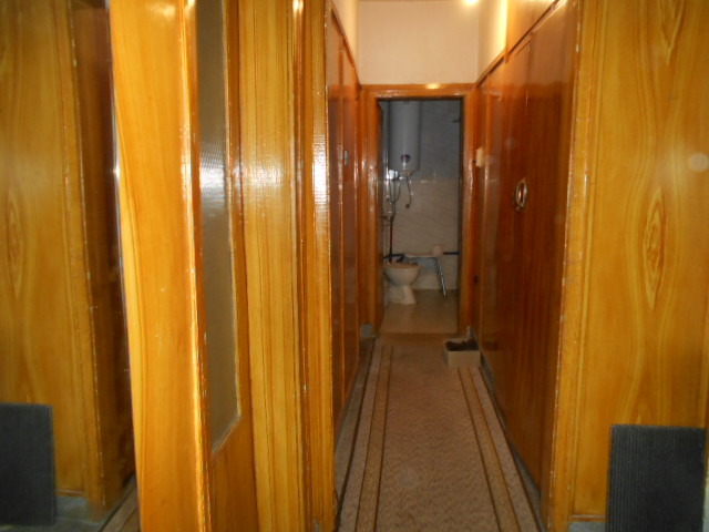 Продава  2-стаен град Монтана , Идеален център , 75 кв.м | 71745567