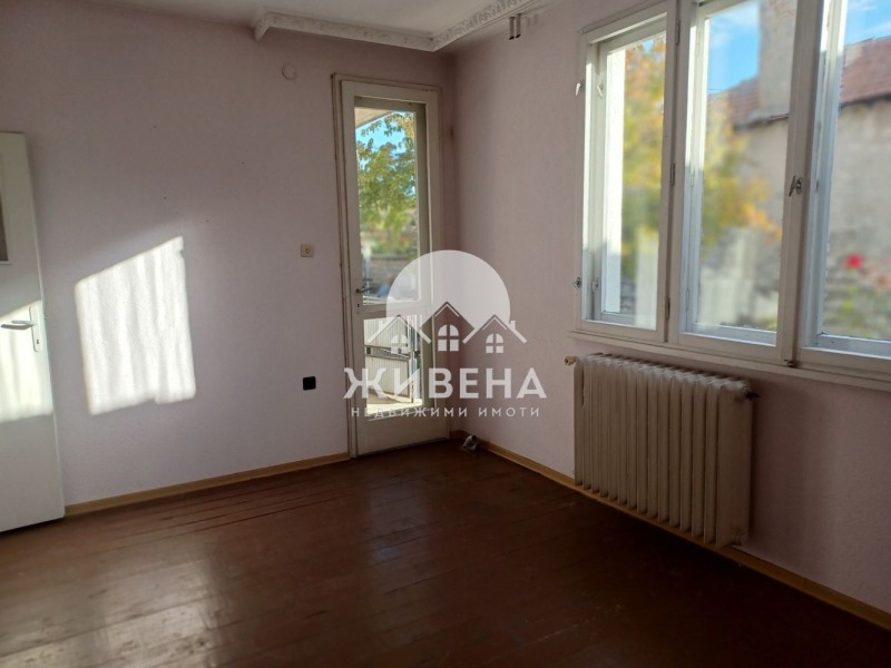 Продава 3-СТАЕН, гр. Аксаково, област Варна, снимка 1 - Aпартаменти - 47498067