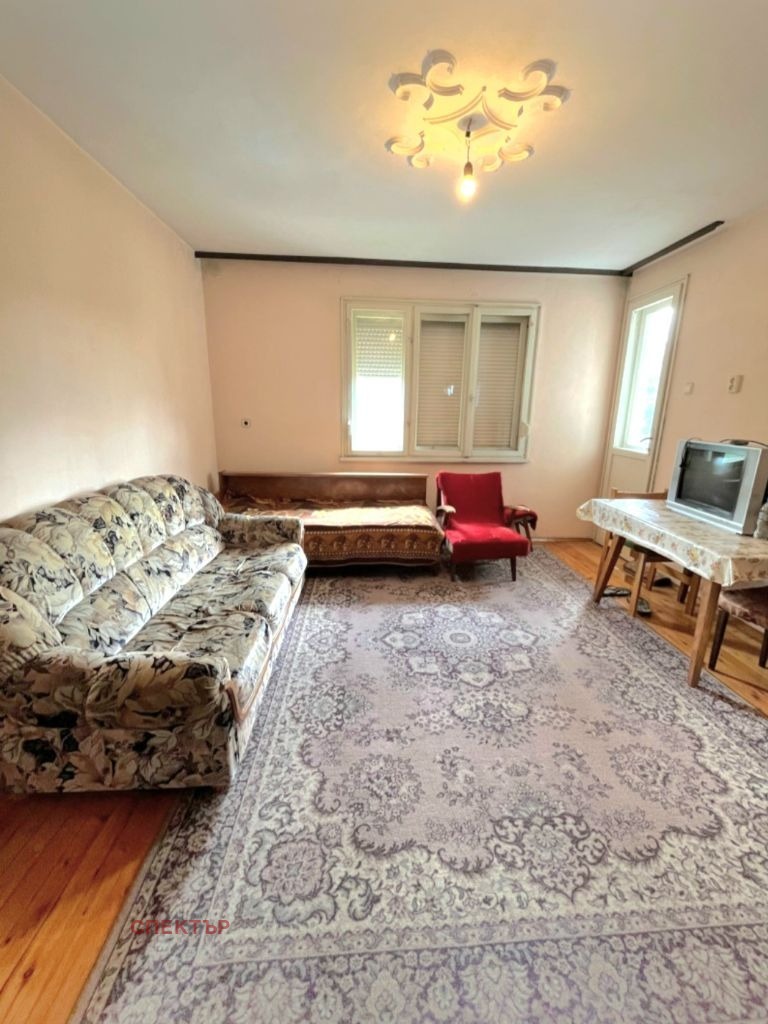 Продава КЪЩА, гр. Перник, Могиличе, снимка 11 - Къщи - 53429379