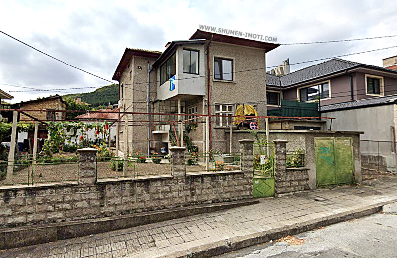 Продава ЕТАЖ ОТ КЪЩА в град Шумен, Военно училище - 74 кв.м / 120 000 € » 234 699.60 лв., ШУМЕНЪ