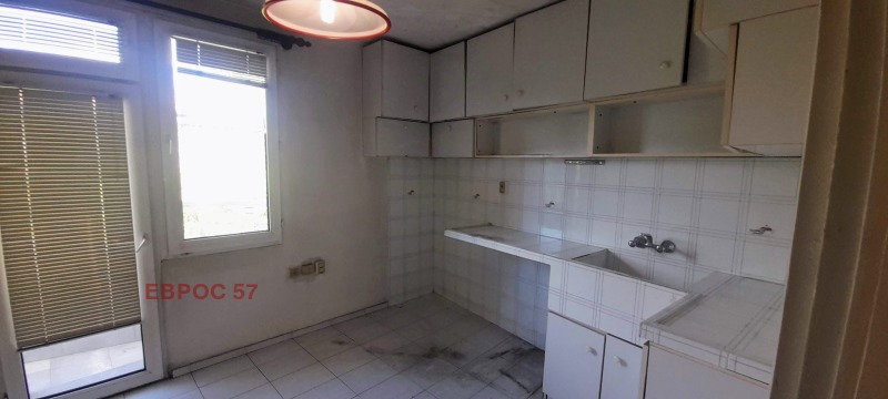 Продава  4-стаен град Пловдив , Център , 85 кв.м | 57662728 - изображение [5]