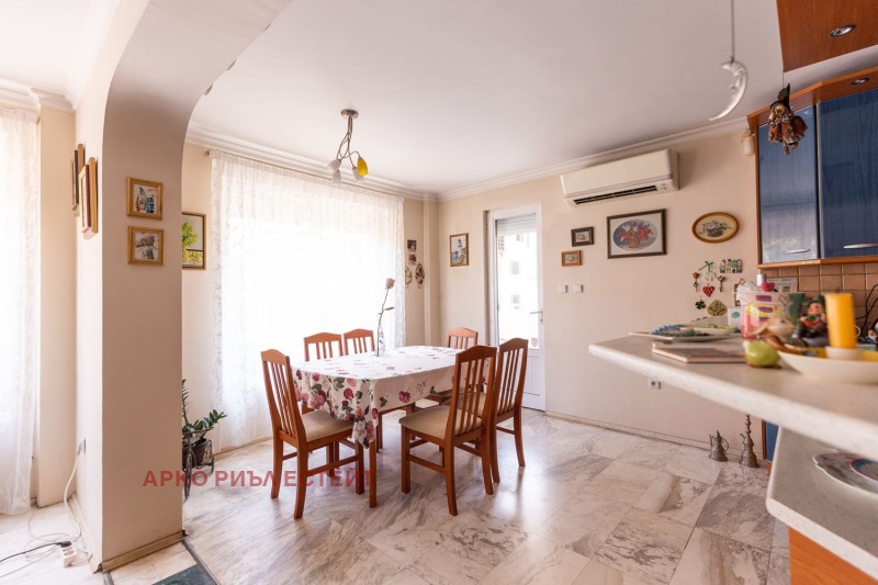 Satılık  3+ yatak odası Sofia , Belite brezi , 175 metrekare | 62527808 - görüntü [6]