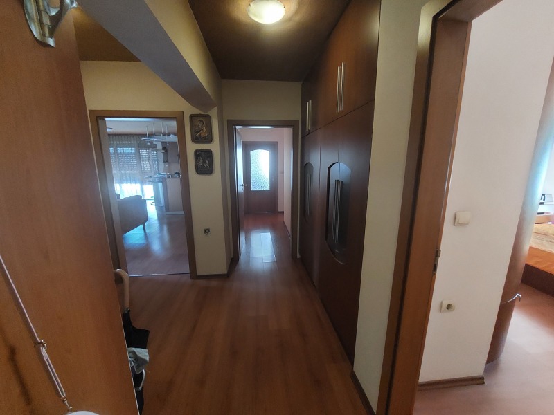 Продается  3+ спальни Велико Търново , Център , 184 кв.м | 74686251 - изображение [8]