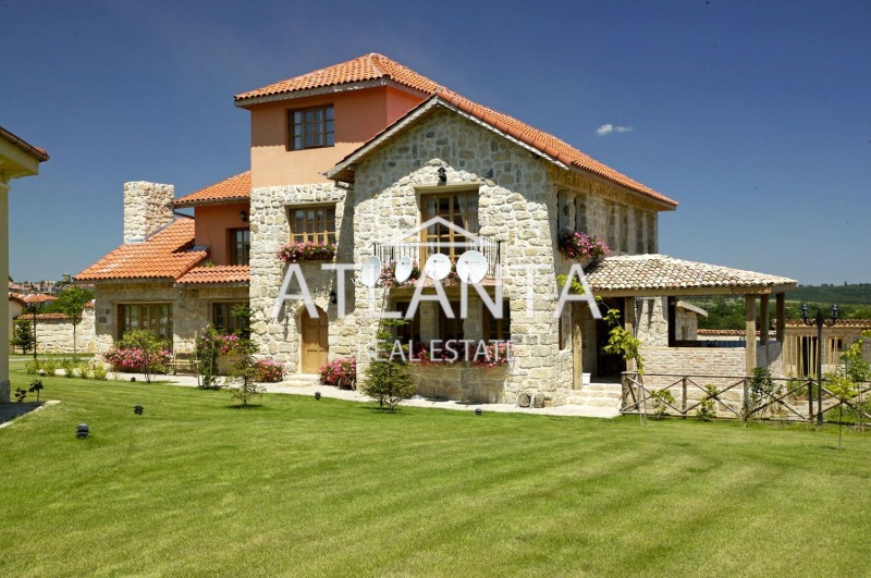 In vendita  Casa regione Varna , Priseltsi , 2000 mq | 90649301 - Immagine [4]