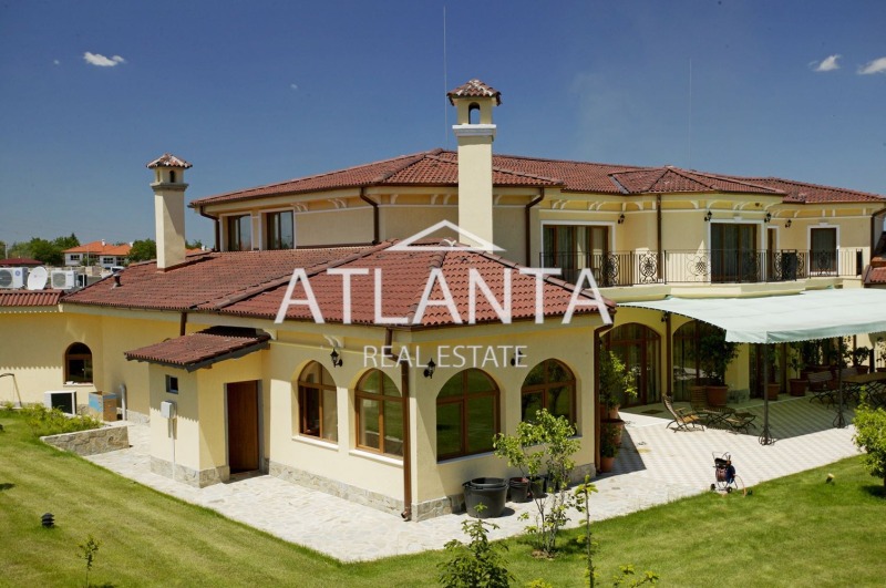 In vendita  Casa regione Varna , Priseltsi , 2000 mq | 90649301