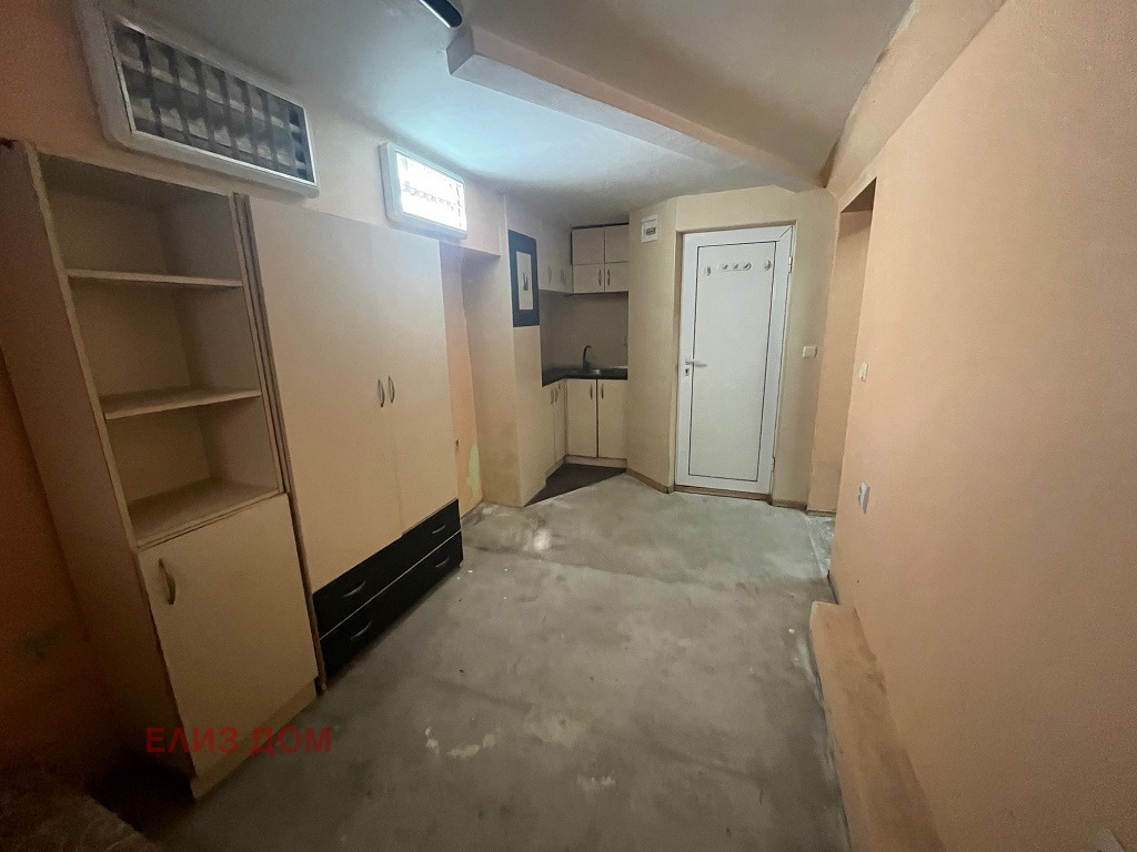 Продава 3-СТАЕН, гр. Варна, Център, снимка 11 - Апартаменти - 53888359