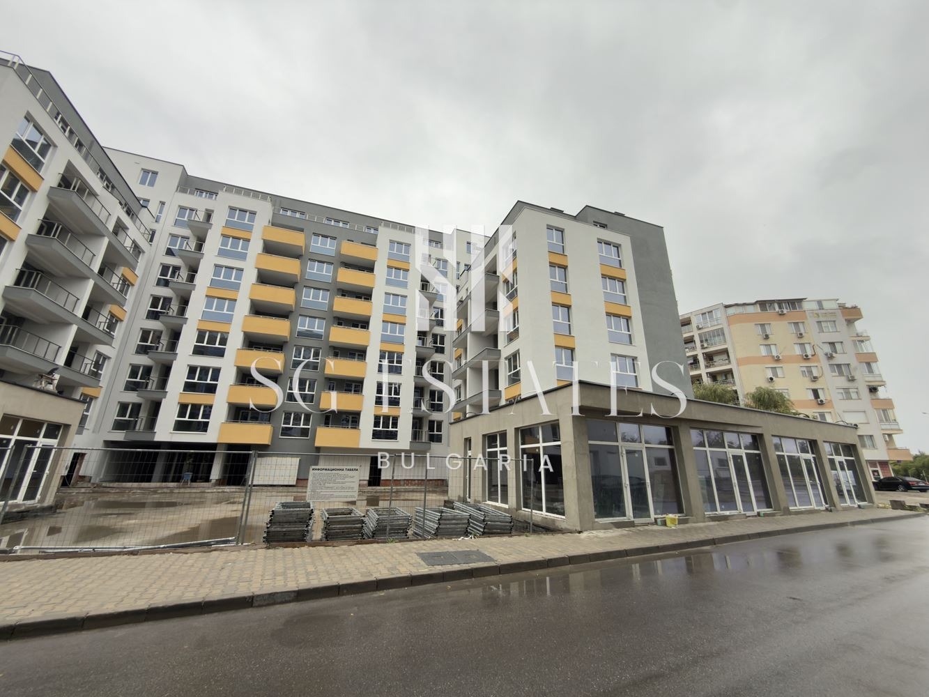 Продава МАГАЗИН, гр. Пловдив, Гагарин, снимка 2 - Магазини - 54141692