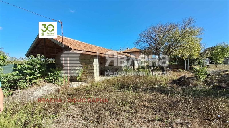 Продава КЪЩА, с. Петров дол, област Варна, снимка 9 - Къщи - 54060208