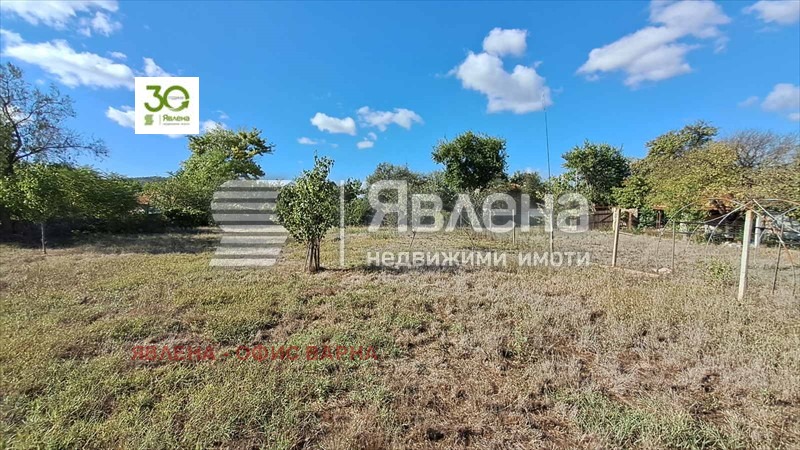 Продава КЪЩА, с. Петров дол, област Варна, снимка 15 - Къщи - 54060208