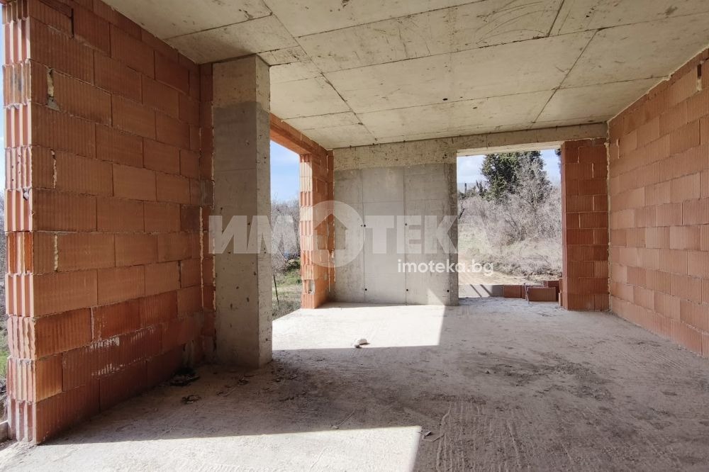 Продава 2-СТАЕН, гр. Варна, Изгрев, снимка 3 - Апартаменти - 53888846