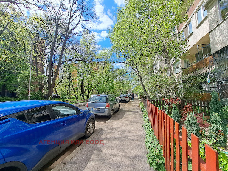 Продава 2-СТАЕН, гр. София, Света Троица, снимка 13 - Апартаменти - 54556972