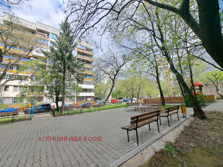 Продава 2-СТАЕН, гр. София, Света Троица, снимка 2 - Апартаменти - 54556972