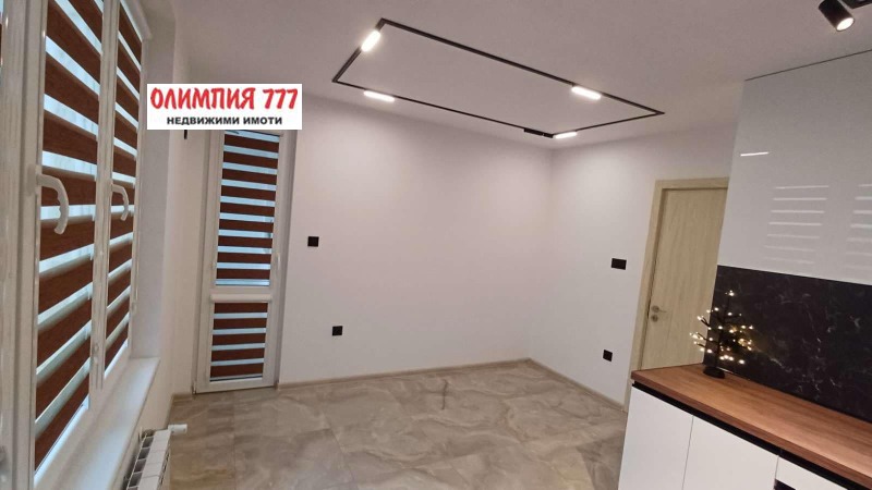 Продава 3-СТАЕН, гр. Плевен, Широк център, снимка 2 - Aпартаменти - 48689351