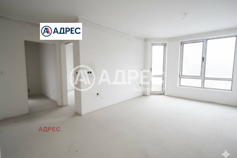 Продава 3-СТАЕН, гр. Варна, Лятно кино Тракия, снимка 2 - Апартаменти - 52881896