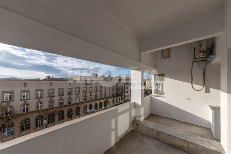 Продава МНОГОСТАЕН, гр. Варна, Център, снимка 13 - Апартаменти - 52491666