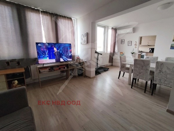 En venta  Piso de la casa región Plovdiv , Skutare , 176 metros cuadrados | 91030293 - imagen [3]