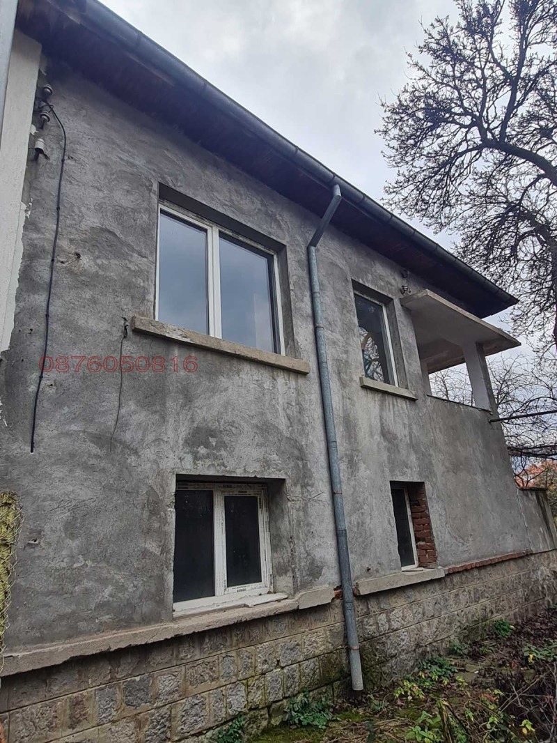 Продава ЕТАЖ ОТ КЪЩА, гр. Кюстендил, Център, снимка 2 - Етаж от къща - 52781090