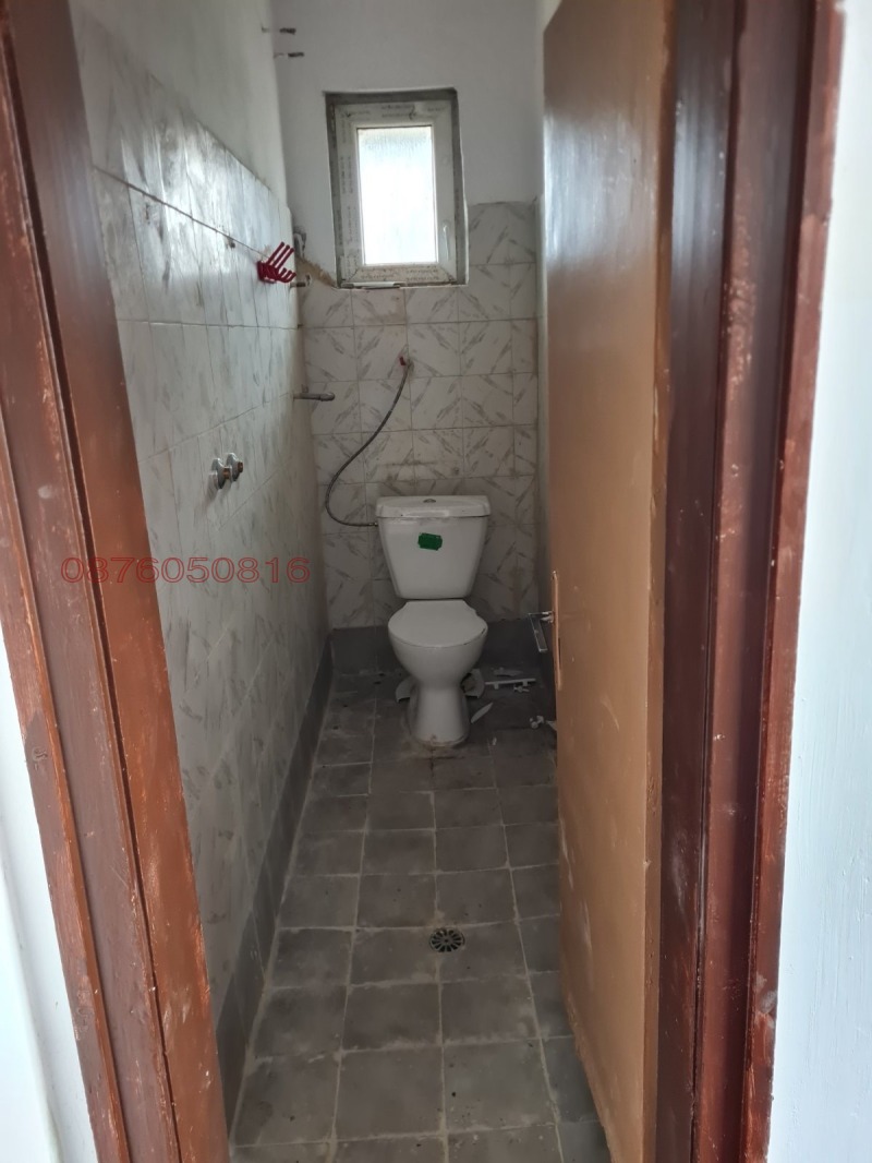 Продава ЕТАЖ ОТ КЪЩА, гр. Кюстендил, Център, снимка 14 - Етаж от къща - 52781090