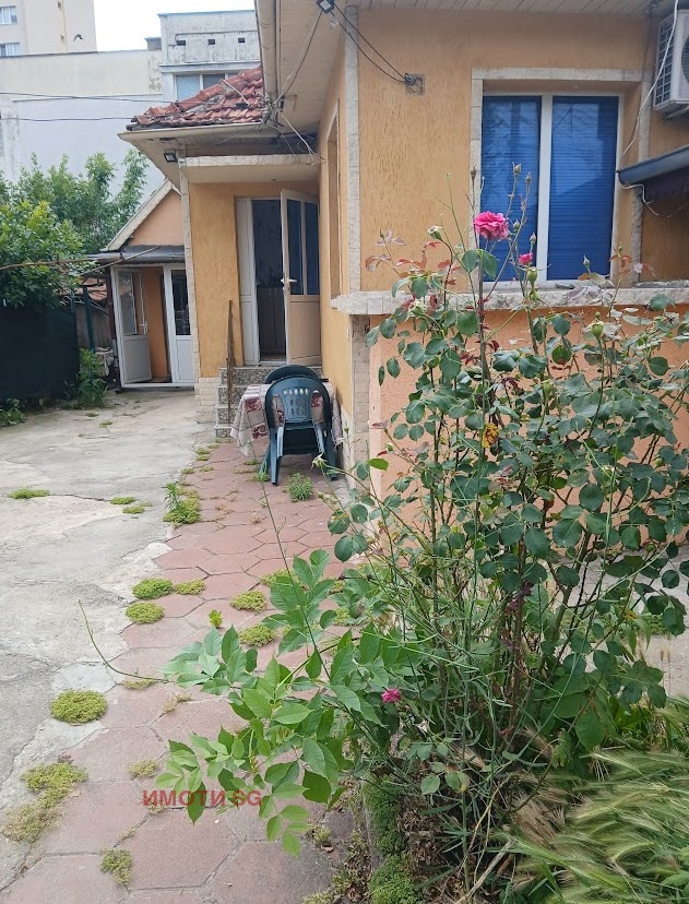 Te koop  Huis Ruse , Rodina 2 , 65 m² | 27166120 - afbeelding [5]