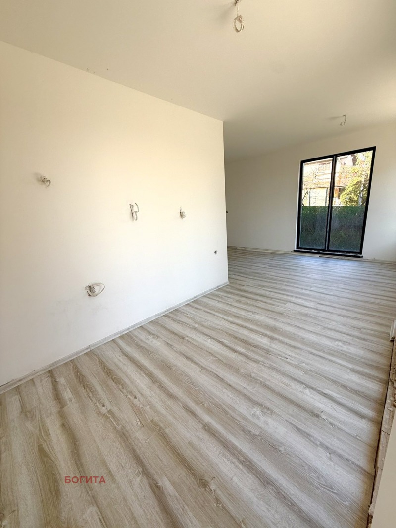 Продава КЪЩА, с. Богомилово, област Стара Загора, снимка 5 - Къщи - 52087950