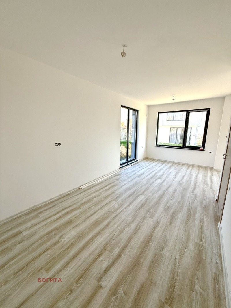 Продава КЪЩА, с. Богомилово, област Стара Загора, снимка 3 - Къщи - 52087950