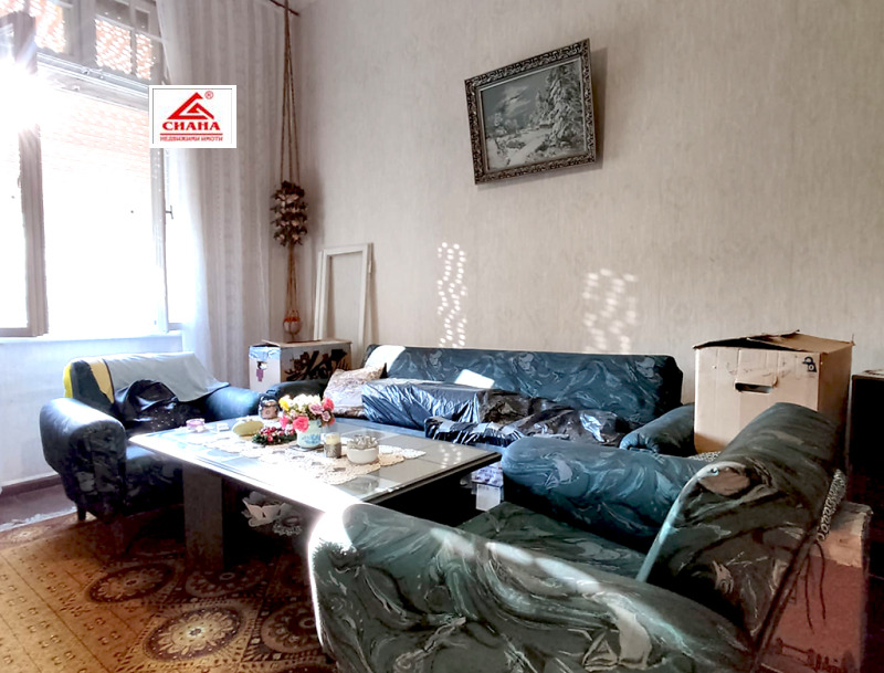 Продава КЪЩА, гр. Русе, Център