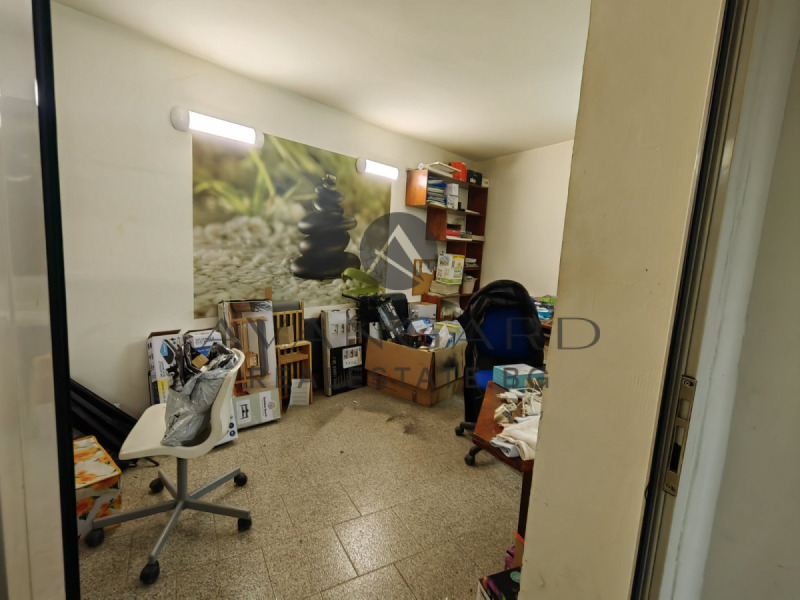 En venta  Comercio Plovdiv , Proslav , 208 metros cuadrados | 28807295 - imagen [9]