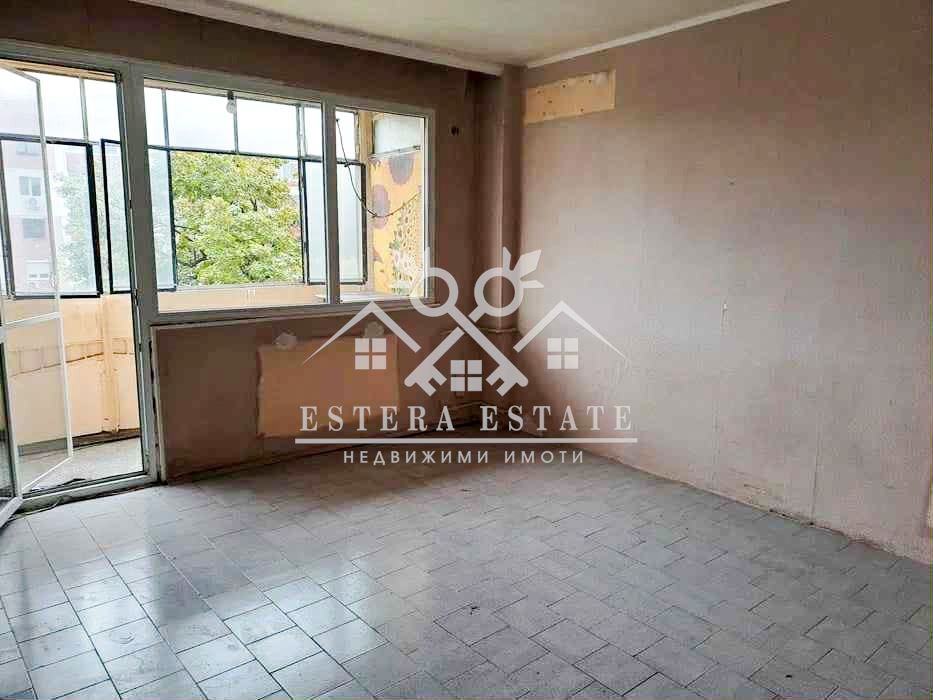 Продава 2-СТАЕН, гр. Шумен, 5-ти полк, снимка 2 - Апартаменти - 52115062