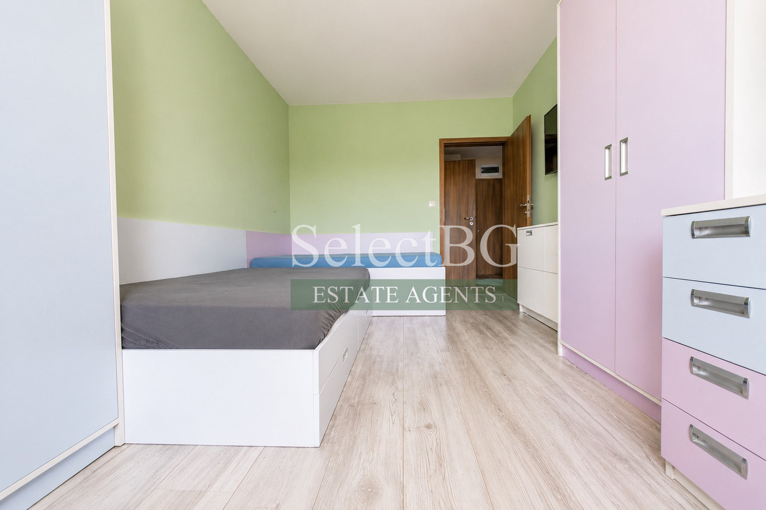 Продава 3-СТАЕН, гр. Велико Търново, Център, снимка 7 - Апартаменти - 54353813