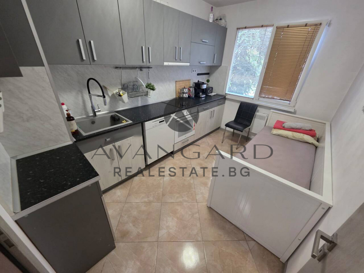 Продава 3-СТАЕН, гр. Пловдив, Център, снимка 8 - Апартаменти - 55636251