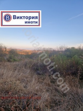 Продажба на имоти в с. Момин сбор, област Велико Търново - изображение 10 